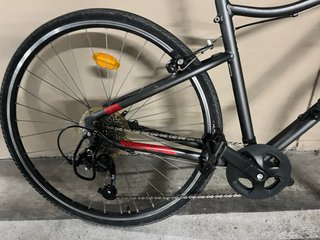 Bicicleta BTWIN Riverside 500 Gris y roja