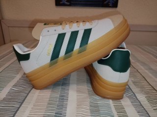 Zapatillas Adidas Gazelle Beige y Verde