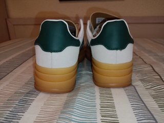 Zapatillas Adidas Gazelle Beige y Verde