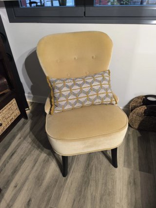 Sillón de Terciopelo Mostaza