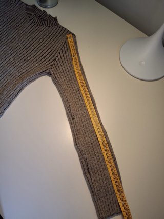 Maglioncino a costine marrone e beige