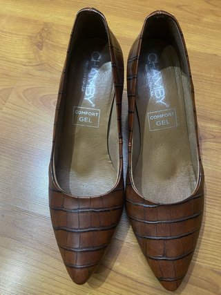 Zapatos de Piel Chamby Marrones