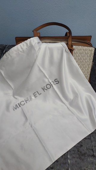 Bolso Michael Kors Laida MD Tote