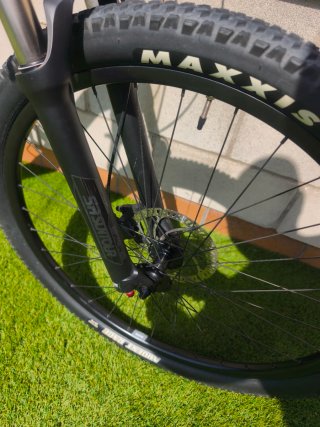 Bicicleta BTT Giant Gris talla M