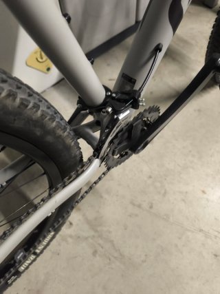 Bicicleta BTT Giant Gris talla M