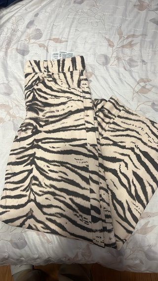 Pantalones estampado cebra