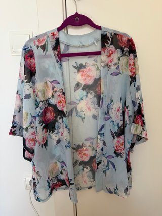 Kimono floral Guess Talla M