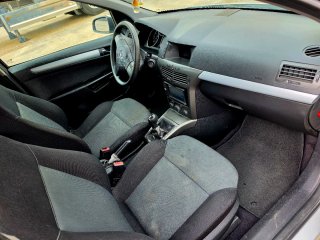 Opel Astra 2007