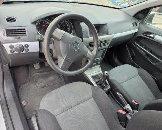 Opel Astra 2007