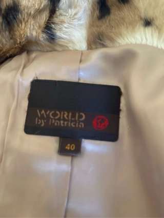 Abrigo de piel de conejo estampado