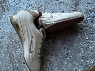 Nike Shox Beige