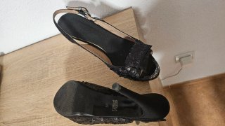 Sandalias fiesta Adolfo Dominguez negras lentejuel