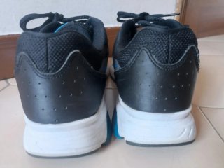 Zapatillas Nike Negras y Azules