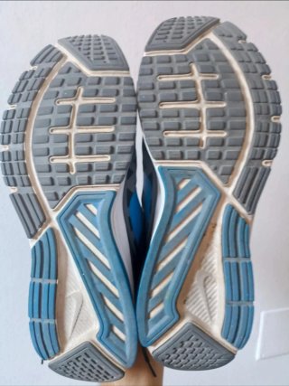 Zapatillas Nike Negras y Azules