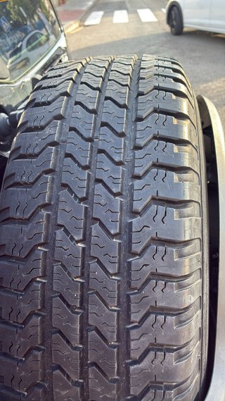Jeep Cherokee 3.7 V6 Automático 4x4 · 107.000 km ·