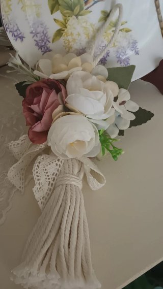 Nappina Shabby Chic con Fiori Decorativi