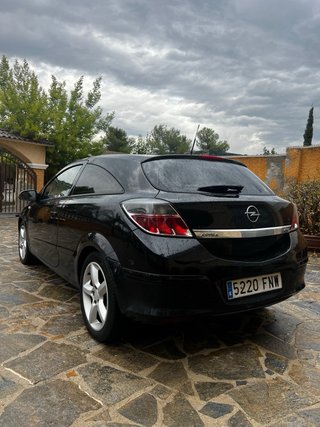 Opel Astra GTC 1.7 CDTI - 2006 - 199.000 km