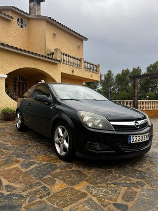 Opel Astra GTC 1.7 CDTI - 2006 - 199.000 km