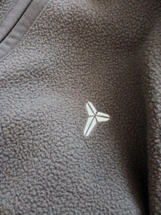 Chaqueta Nike Kobe Gris