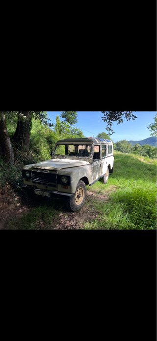 Land Rover Defender 1985