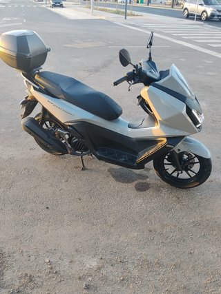 Kymco Agility City 125