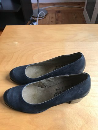 Zapatos tacón Yokono negros