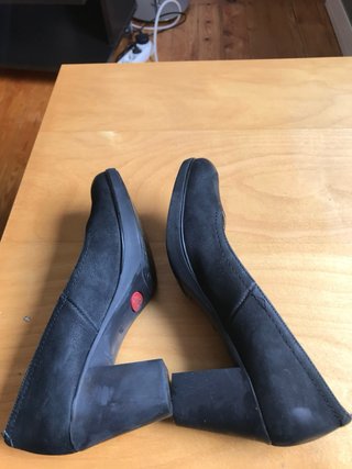 Zapatos tacón Yokono negros