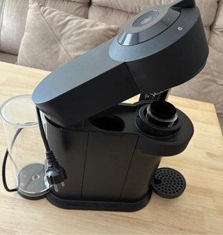 Cafetera Nespresso Vertuo Negra