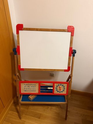 Pizarra Infantil con Abaco y Reloj