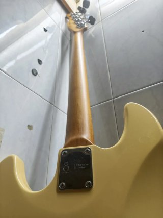 Bajo Eléctrico Marcus Miller D5