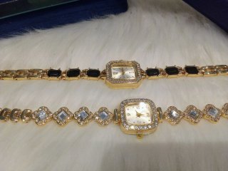 Relojes Pulsera color Oro y Plata