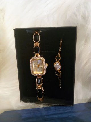 Relojes Pulsera color Oro y Plata