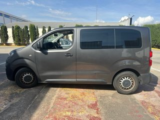 Peugeot Traveller 2017