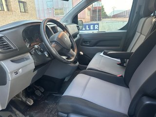 Peugeot Traveller 2017