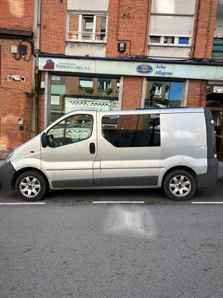 Opel Vivaro 2005