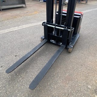 Apilador eléctrico HU-LIFT E10SD