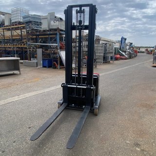 Apilador eléctrico HU-LIFT E10SD