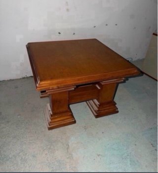 Mesa de madera maciza hecha a mano
