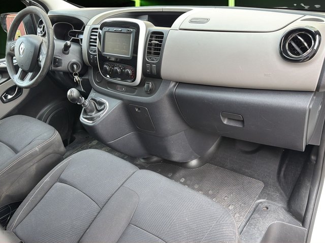 Renault Trafic Furgon dCi 125 27 L1H1 TT 92 kW (125 CV)