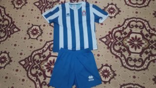 Conjunto Camiseta y Pantalón Errea