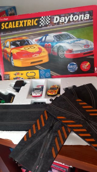Scalextric Daytona Circuito Completo + Cruces