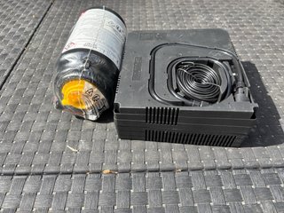 Kit compresor y reparapinchazos