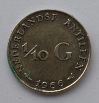 Lote 3 Monedas de Plata: Suecia y Antillas