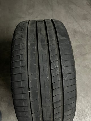 Neumático pirelli P Zero 255/35/19 Runflat