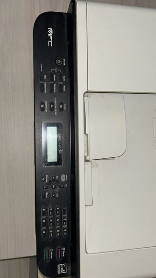 Impresora Brother MFC-1910 Láser Multifunción WiFi