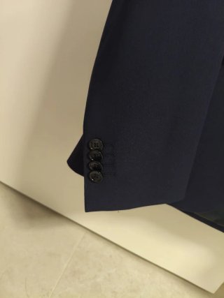 Chaqueta de traje azul marino MANGO MAN.