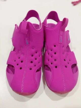 Sandalias Nike Niña Talla 33.5