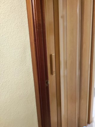 Puerta Plegable Corredera Color Madera