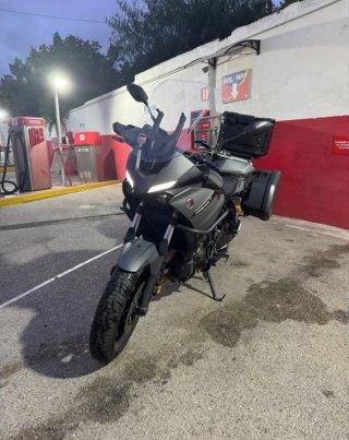 Yamaha Tracer 7 Gris