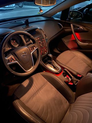 Opel Astra sport tourer 2014